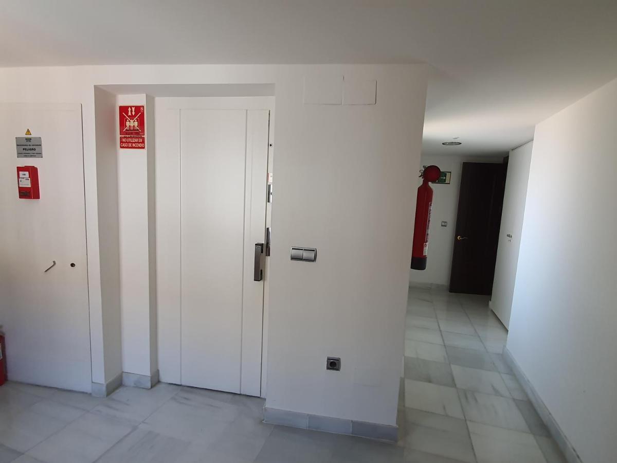 Apartamentos Torre De La Mezquita قرطبة المظهر الخارجي الصورة